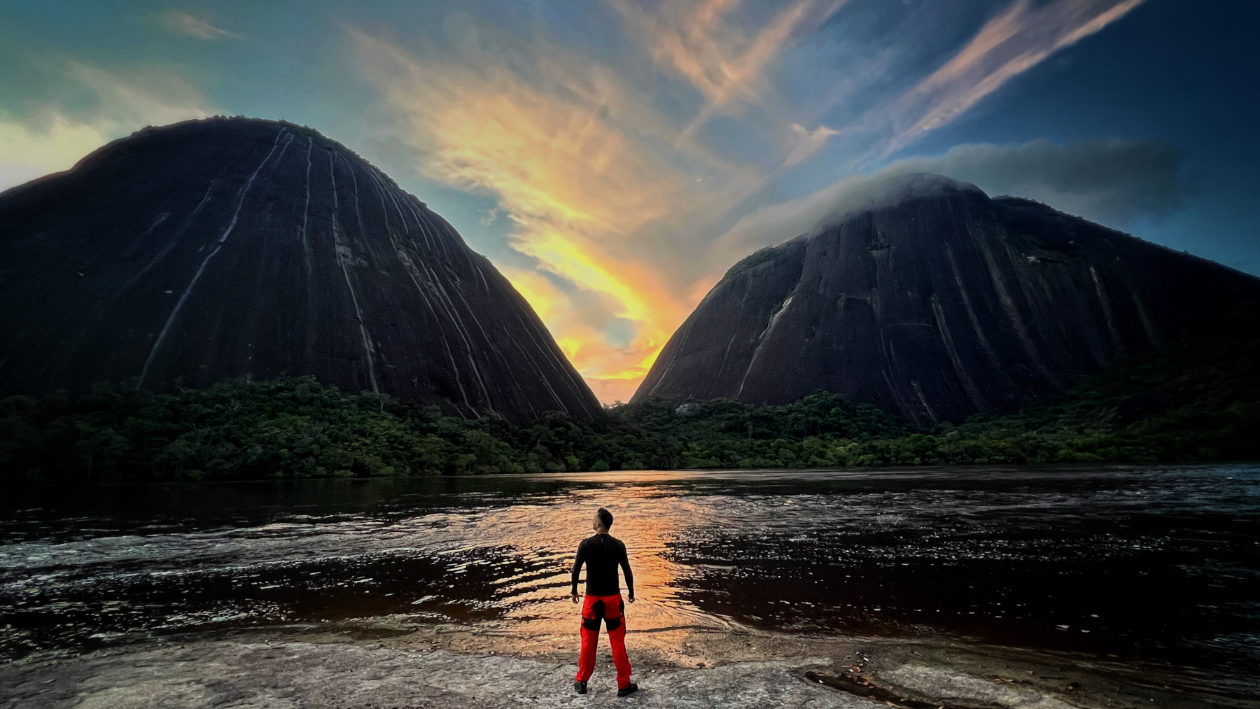 Cerros de Mavicure Trekking Guide | Inírida, Guainía
