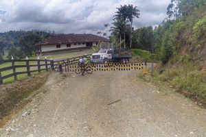 Entrada que cierran los domingos